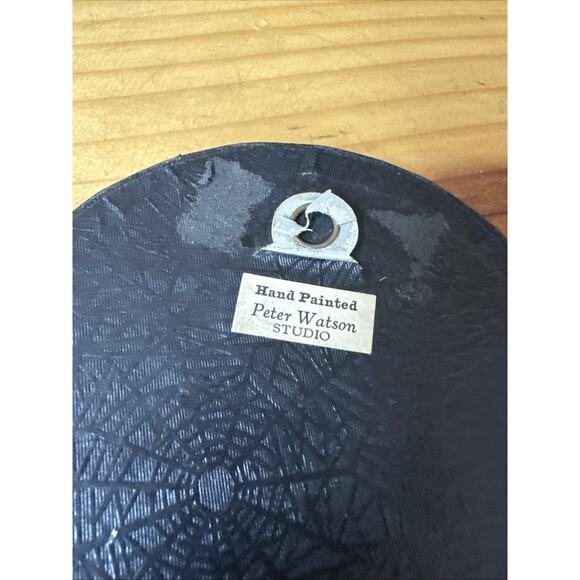 Peter Watson's Studio Convex Glass Reverse Back Painted Portraits Set of 2 - Picture 6 of 6